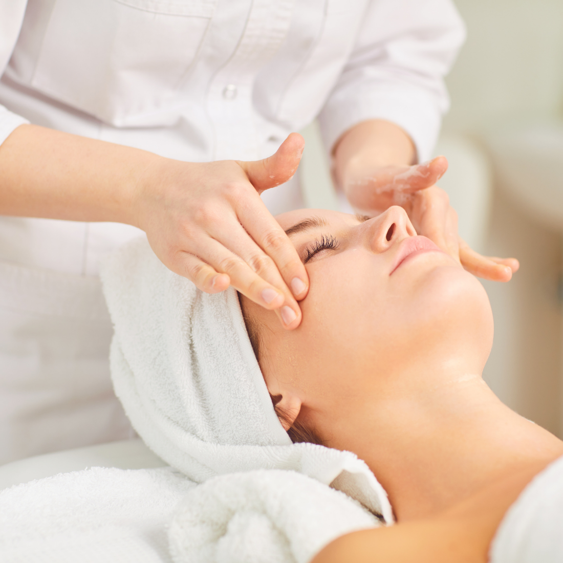 Benefits of Facial Acupressure Massage