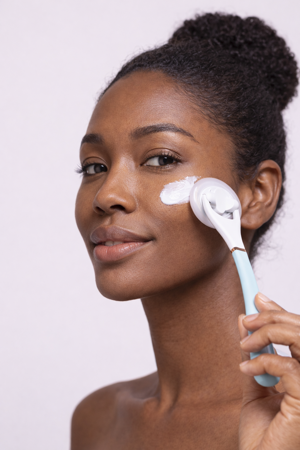 What Makes LUNAESCENT Applicator Stand Out in the Beauty Industry