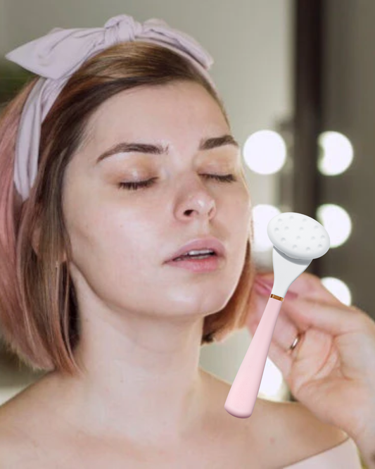 How LUNAESCENT Tackles Skin Sensitivity with Soft, Non-Abrasive Applicators