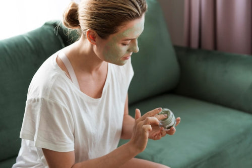 The Persistent Challenge of Bacterial Transfer in Daily Skincare Routines