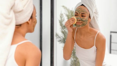 Tools That Facilitate Gentle Exfoliation During Mask Removal