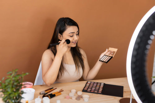 Discover HAPTA: the world's first handheld computerized makeup applicator