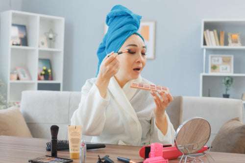 The Best Tools to Apply Skincare Without Touching Your Skin