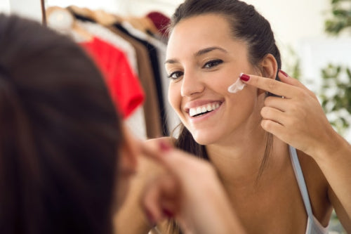 From Sunscreen to Face Cream: The Best Applicators for Touch-Free Skincare