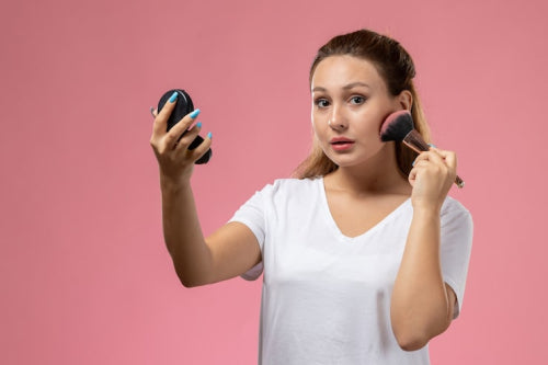 5 Reasons Why You Should Switch to Touch-Free Beauty Tools