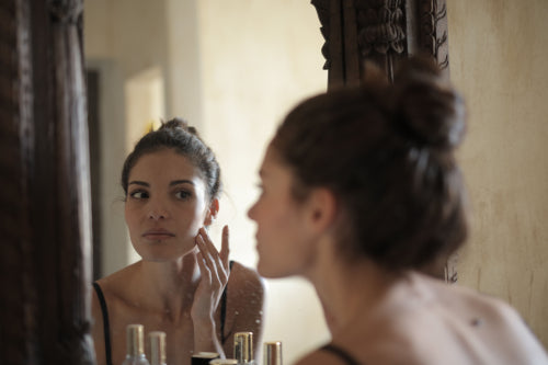 Is Touch-Free Skincare the Future of Clean Beauty?