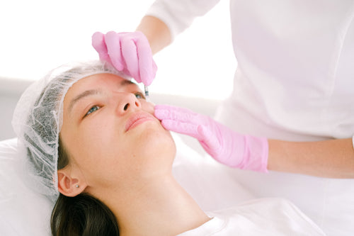 How Touch-Free Skincare Tools Are Becoming a Staple for Medspa Clients