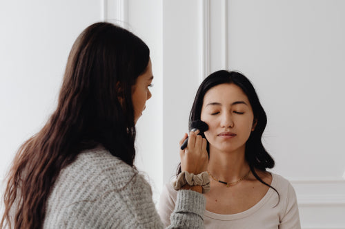 Why You Should Make the Switch to Lunaescent's Touch-Free Applicator Today