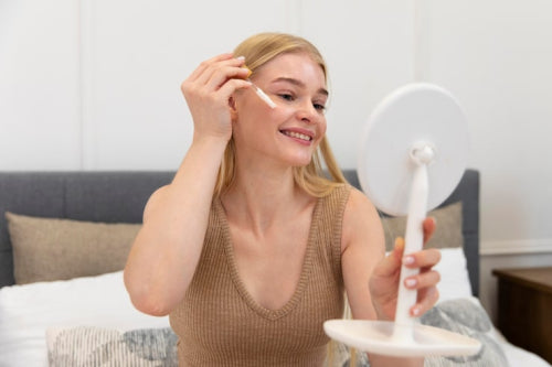 What to Look for in a Skincare Applicator for Serums Creams and SPF