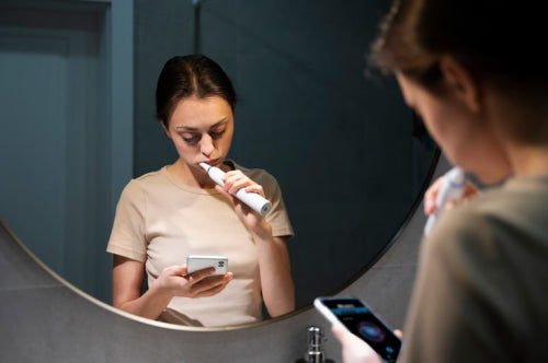 Why Avoiding Finger Application Can Improve Skincare Hygiene