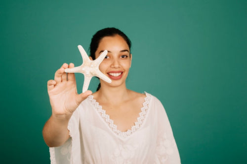 Understanding the Benefits of Reusable Facial Tools