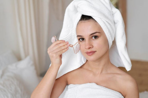 The Cleanest Way to Apply Face Cream and Serums
