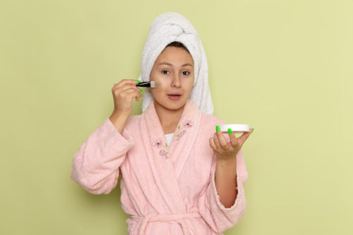 Best Reusable Tools for Applying Face Cream Without Fingers