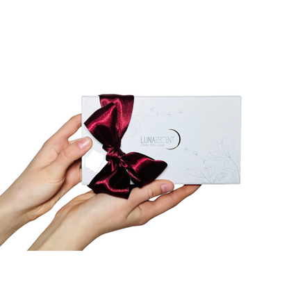 LUNAESCENT Deluxe Gift Set + Carry Case with Mirror